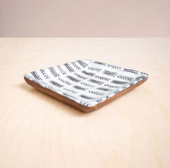 Acacia Capiz Catchall Tray - Lines & Arrows