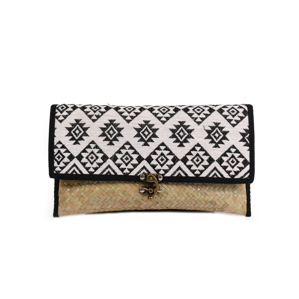 Diamond Rattan Clutch